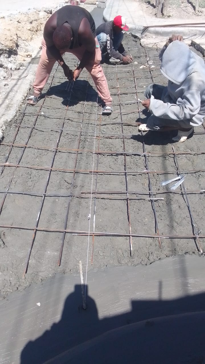 Construcción de Badenes en Distintas Zonas de Pedro Corto