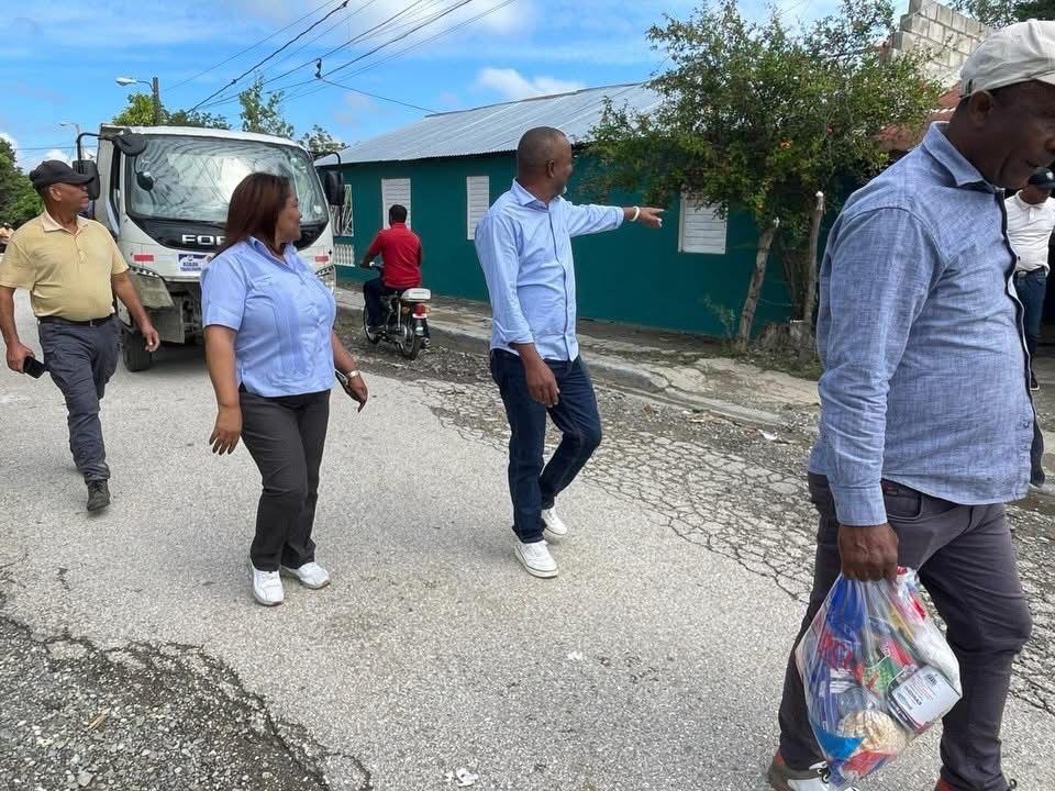 Entrega de Asistencia a Familias Afectadas por las Lluvias